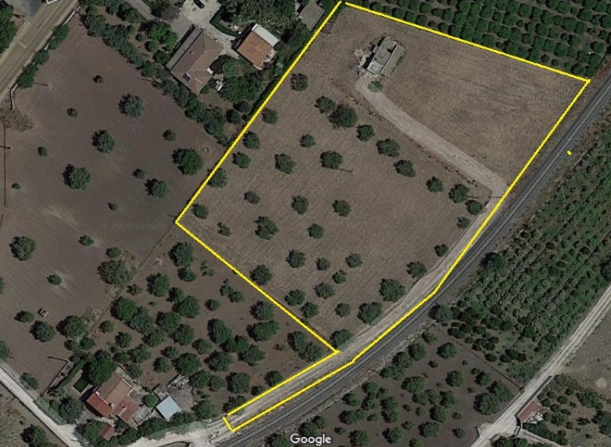 Terreno c.da Cipolla (Noto) con casetta